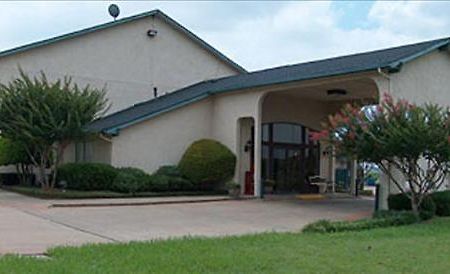 מסקיט Spanish Trails Inn מראה חיצוני תמונה